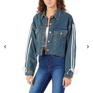 NWT April Kiss Cropped Blue Denim Jacket with White Bows Size M